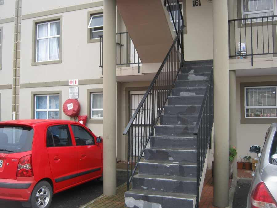 To Let 2 Bedroom Property for Rent in Guldenland Western Cape